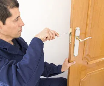 Golden Locksmith Services Commercial Point, OH 614-385-0809 - 1-Locksmith-Service