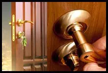 Golden Locksmith Services Commercial Point, OH 614-385-0809 logo-image - abt-res-01